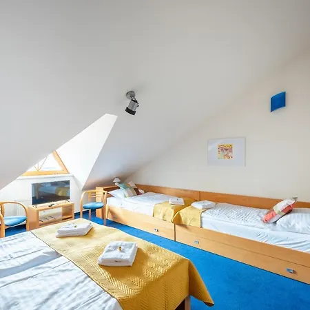 Libero 3* Prag